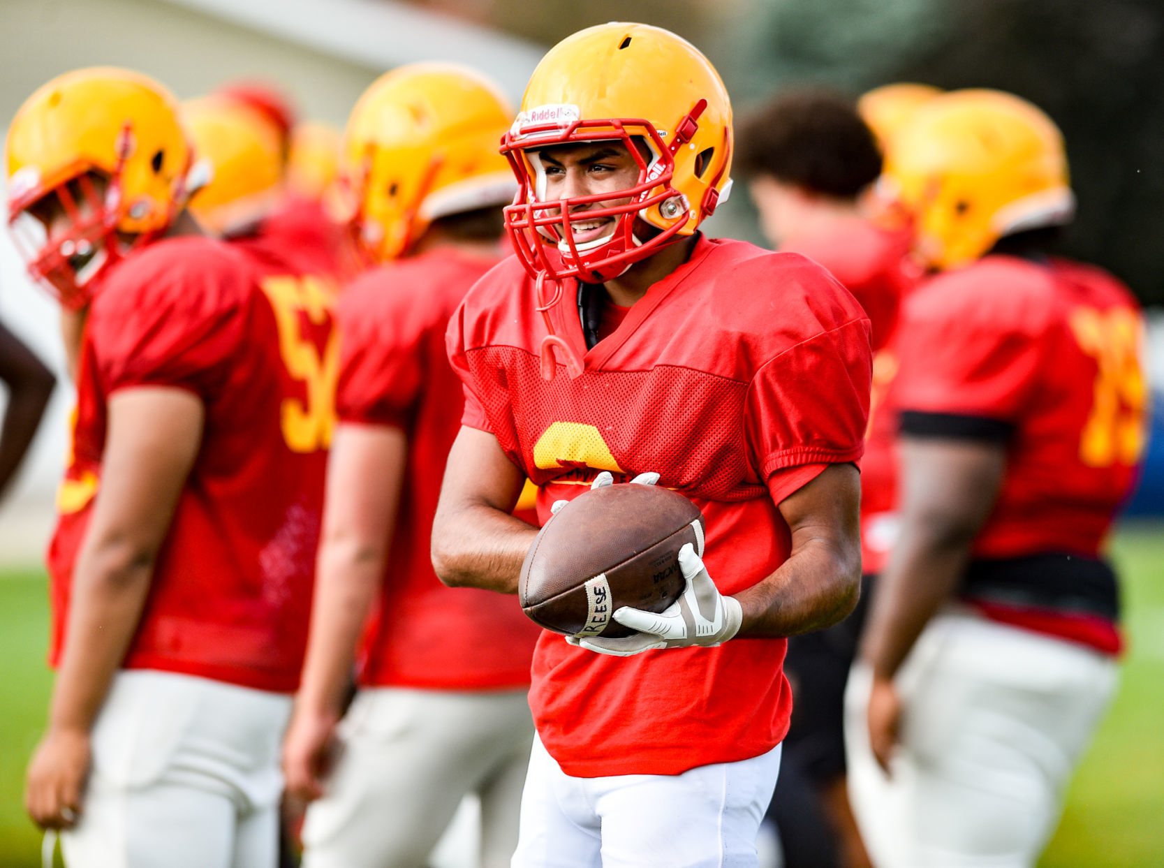 081919-mda-spt-rocky-football-062a.JPG